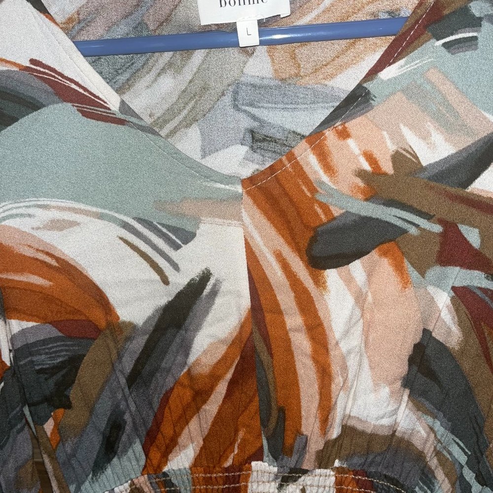 Bohme Abstract Pattern Crop Top - Picture 2 of 3